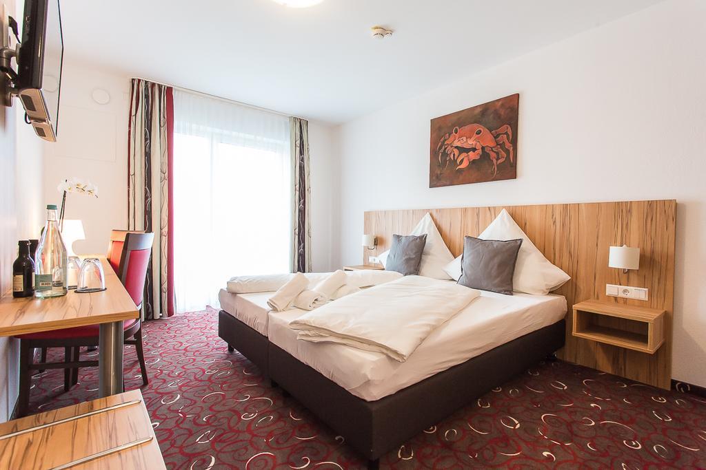 Schaefer Boardinghouse Aparthotel Gröbenzell Buitenkant foto