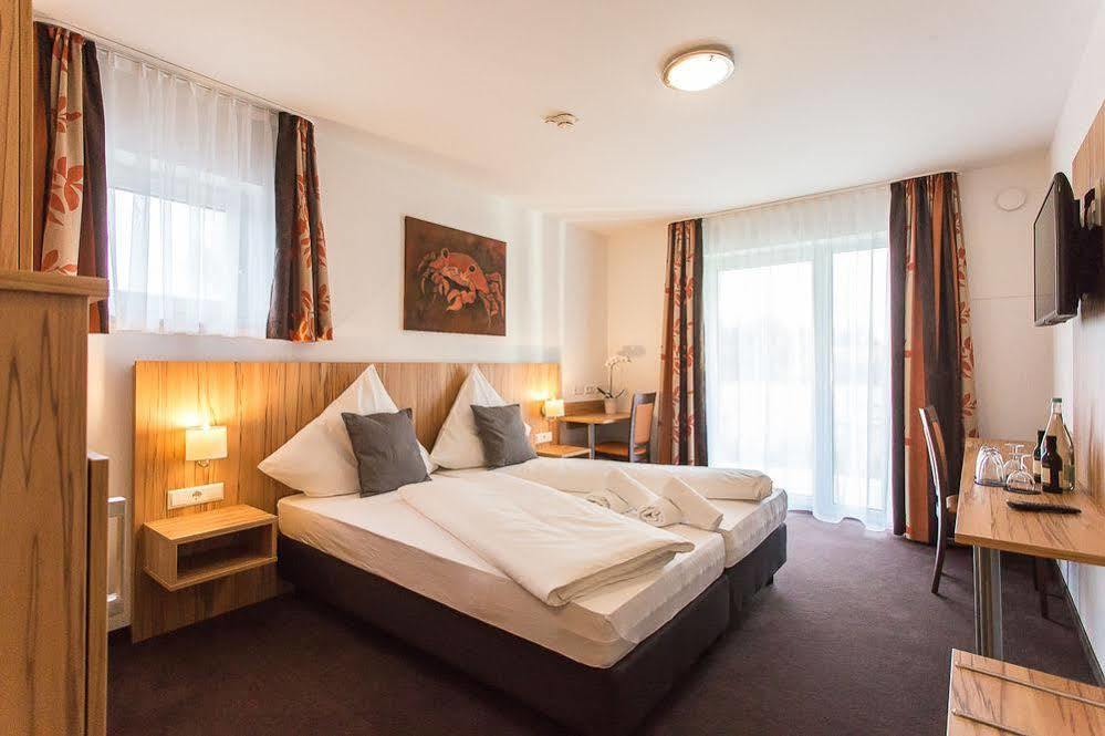 Schaefer Boardinghouse Aparthotel Gröbenzell Buitenkant foto